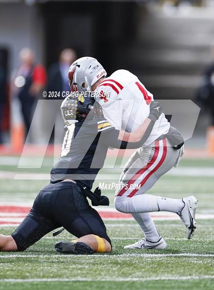 Thumbnail 3 in Roy vs Bountiful (UHSAA 5A Final) photogallery.