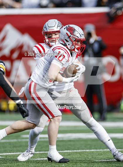 Thumbnail 2 in Roy vs Bountiful (UHSAA 5A Final) photogallery.