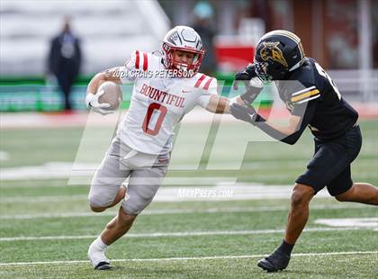 Thumbnail 2 in Roy vs Bountiful (UHSAA 5A Final) photogallery.