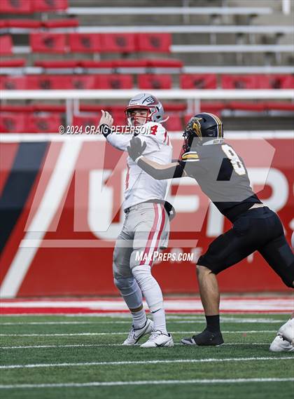 Thumbnail 1 in Roy vs Bountiful (UHSAA 5A Final) photogallery.
