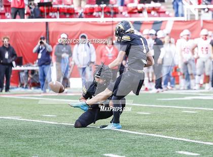 Thumbnail 3 in Roy vs Bountiful (UHSAA 5A Final) photogallery.