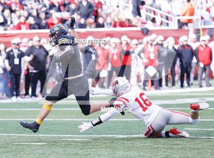 Thumbnail 3 in Roy vs Bountiful (UHSAA 5A Final) photogallery.