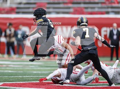 Thumbnail 2 in Roy vs Bountiful (UHSAA 5A Final) photogallery.