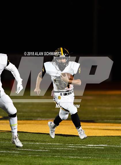 Thumbnail 2 in McQuaid Jesuit vs. Aquinas Institute photogallery.