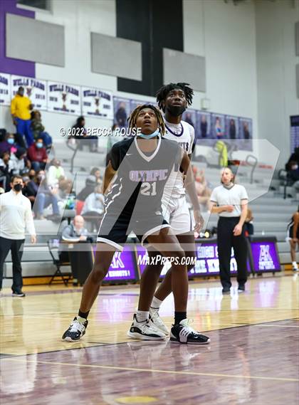 Thumbnail 3 in Olympic @ Ardrey Kell photogallery.