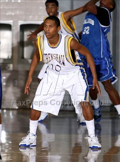 Thumbnail 3 in Jordan vs. Crenshaw (Lynwood Christmas Challenge) photogallery.