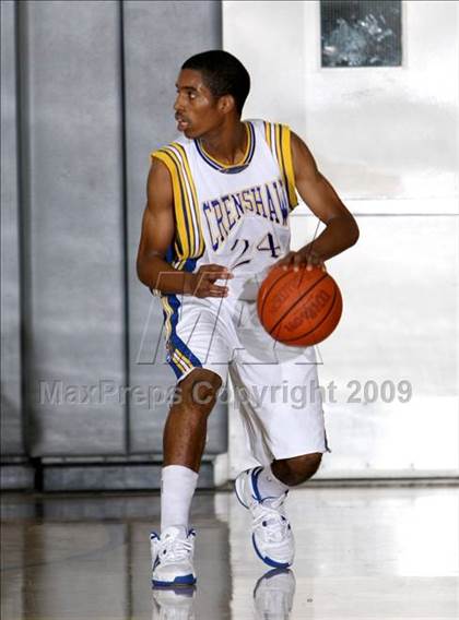 Thumbnail 1 in Jordan vs. Crenshaw (Lynwood Christmas Challenge) photogallery.