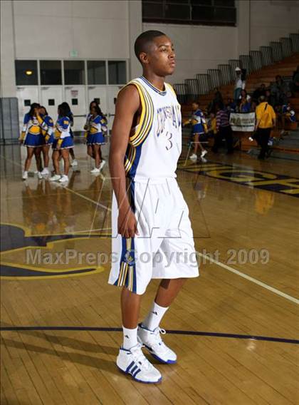 Thumbnail 1 in Jordan vs. Crenshaw (Lynwood Christmas Challenge) photogallery.