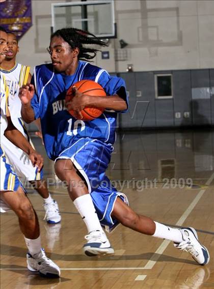 Thumbnail 1 in Jordan vs. Crenshaw (Lynwood Christmas Challenge) photogallery.