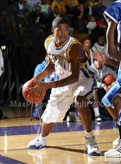 Thumbnail 3 in Jordan vs. Crenshaw (Lynwood Christmas Challenge) photogallery.