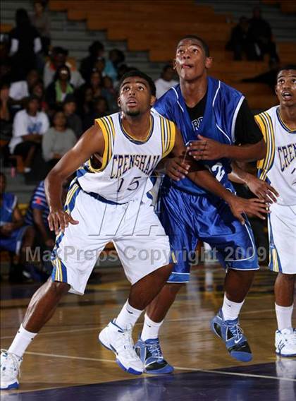 Thumbnail 1 in Jordan vs. Crenshaw (Lynwood Christmas Challenge) photogallery.
