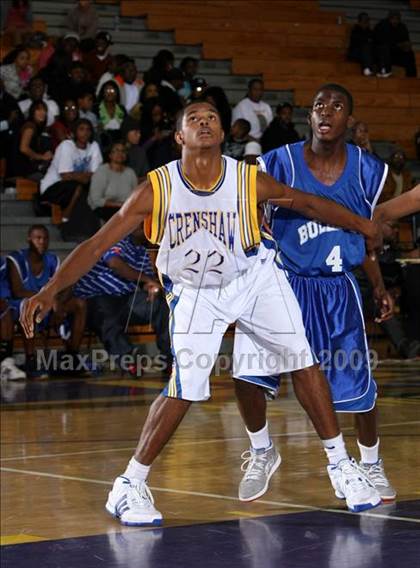 Thumbnail 2 in Jordan vs. Crenshaw (Lynwood Christmas Challenge) photogallery.