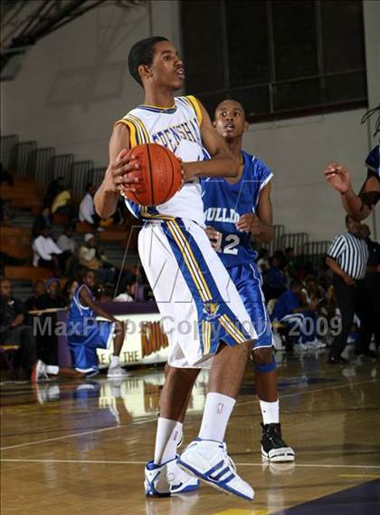 Thumbnail 1 in Jordan vs. Crenshaw (Lynwood Christmas Challenge) photogallery.