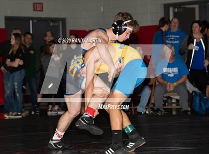 Thumbnail 3 in Linden @ El Dorado (Sac-Joaquin Section Dual Team Championships) photogallery.