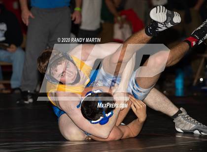 Thumbnail 2 in Linden @ El Dorado (Sac-Joaquin Section Dual Team Championships) photogallery.