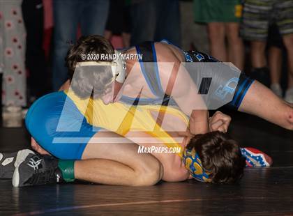 Thumbnail 2 in Linden @ El Dorado (Sac-Joaquin Section Dual Team Championships) photogallery.