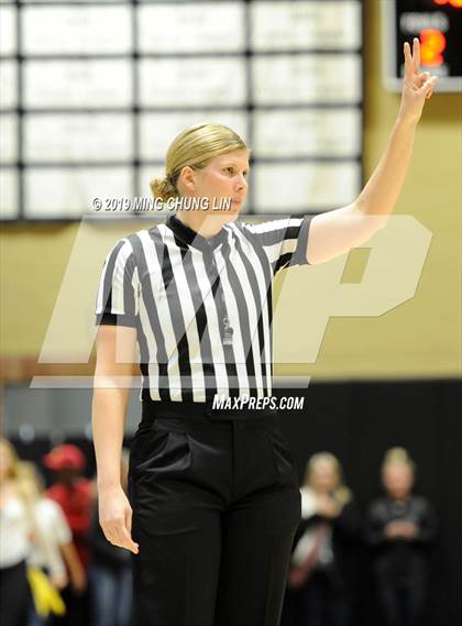 Thumbnail 2 in La Jolla Country Day @ Rosary Academy (CIF SoCal Regional D1 Final) photogallery.