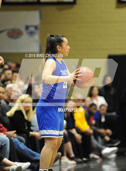 Thumbnail 2 in La Jolla Country Day @ Rosary Academy (CIF SoCal Regional D1 Final) photogallery.