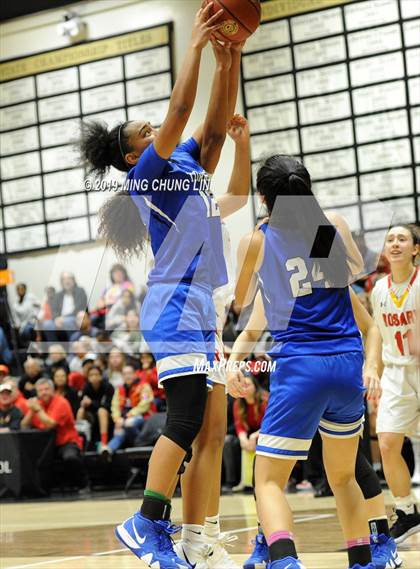 Thumbnail 1 in La Jolla Country Day @ Rosary Academy (CIF SoCal Regional D1 Final) photogallery.