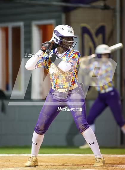 Thumbnail 2 in Grenada @ DeSoto Central photogallery.