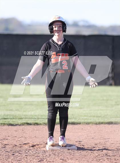 Thumbnail 2 in Fairfield Union vs Amanda-Clearcreek photogallery.