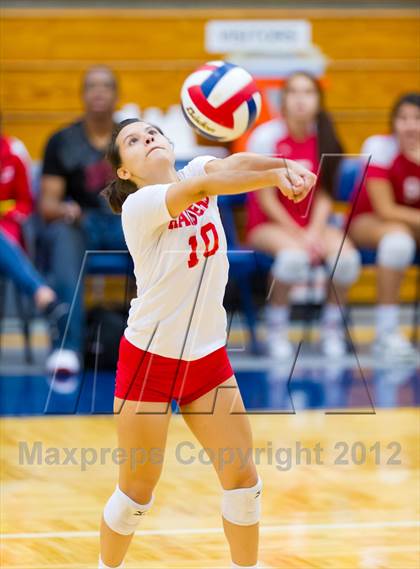 Thumbnail 3 in Taft @ Warren photogallery.