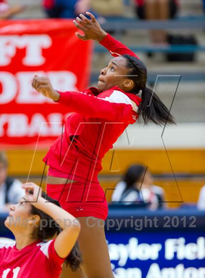 Thumbnail 2 in Taft @ Warren photogallery.