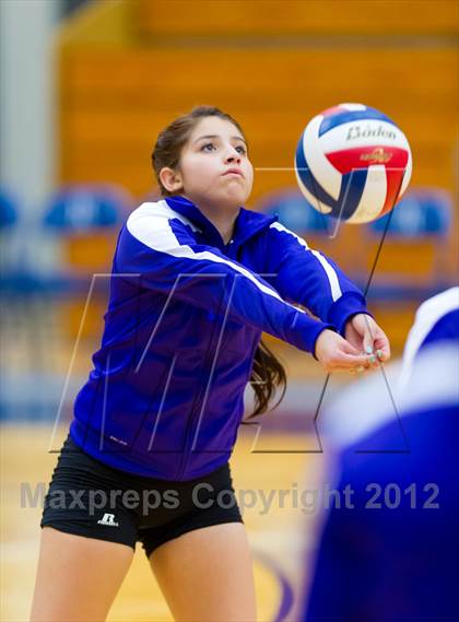 Thumbnail 1 in Taft @ Warren photogallery.