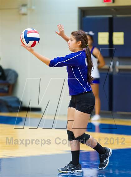 Thumbnail 2 in Taft @ Warren photogallery.