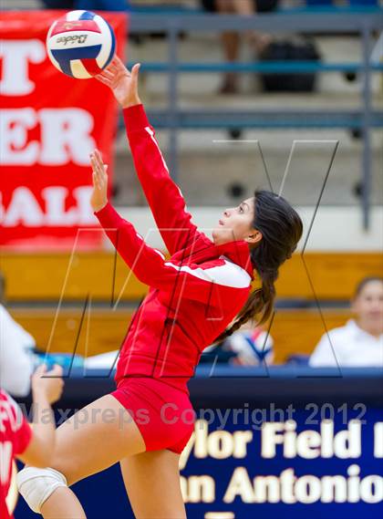 Thumbnail 1 in Taft @ Warren photogallery.