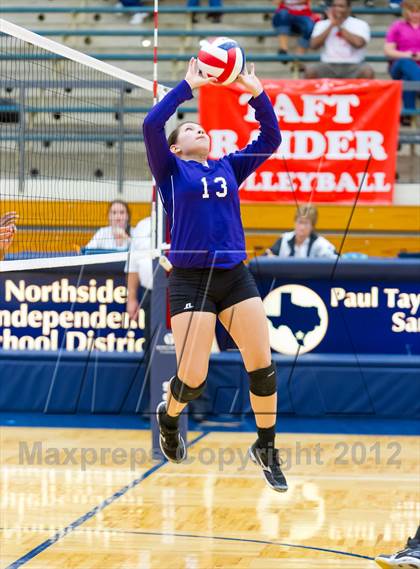 Thumbnail 3 in Taft @ Warren photogallery.