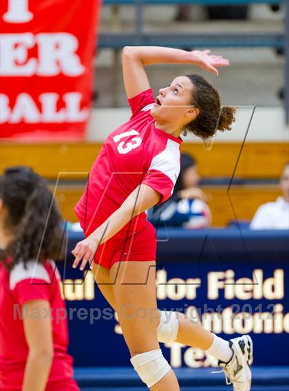 Thumbnail 2 in Taft @ Warren photogallery.