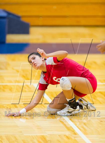 Thumbnail 3 in Taft @ Warren photogallery.