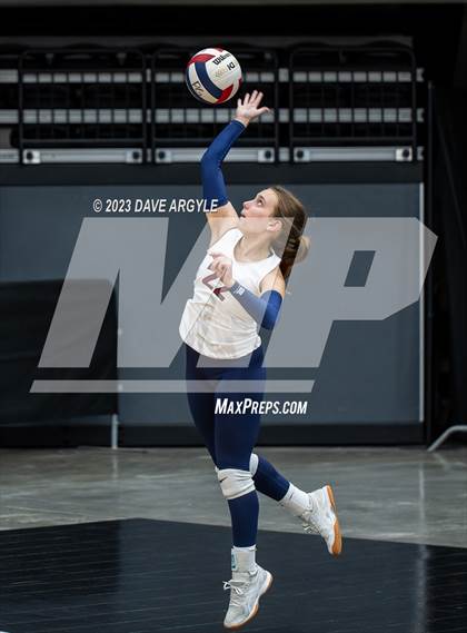 Thumbnail 1 in Cedar vs. Springville (Utah Valley Invitational) photogallery.