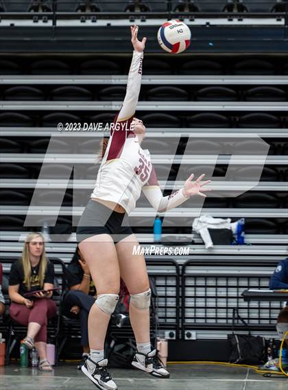 Thumbnail 1 in Cedar vs. Springville (Utah Valley Invitational) photogallery.