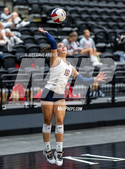 Thumbnail 1 in Cedar vs. Springville (Utah Valley Invitational) photogallery.