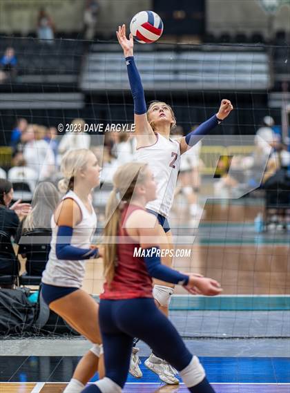 Thumbnail 2 in Cedar vs. Springville (Utah Valley Invitational) photogallery.