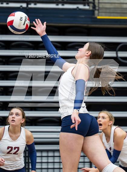Thumbnail 1 in Cedar vs. Springville (Utah Valley Invitational) photogallery.