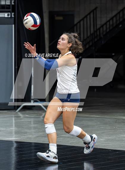 Thumbnail 1 in Cedar vs. Springville (Utah Valley Invitational) photogallery.