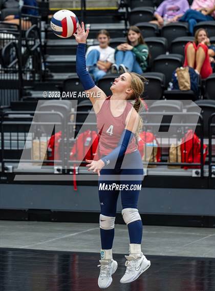 Thumbnail 1 in Cedar vs. Springville (Utah Valley Invitational) photogallery.