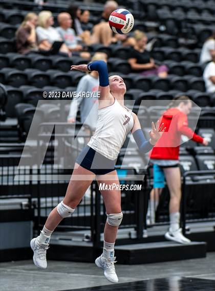 Thumbnail 1 in Cedar vs. Springville (Utah Valley Invitational) photogallery.