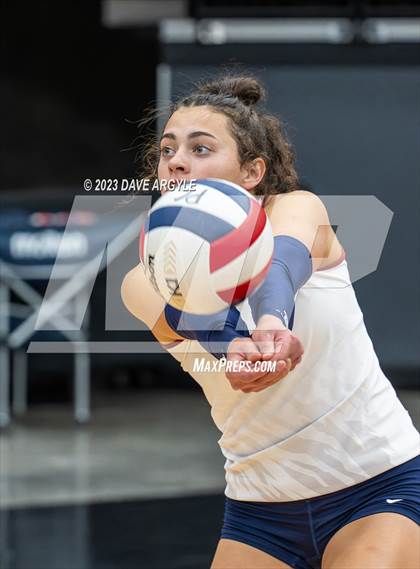 Thumbnail 2 in Cedar vs. Springville (Utah Valley Invitational) photogallery.