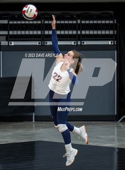 Thumbnail 2 in Cedar vs. Springville (Utah Valley Invitational) photogallery.