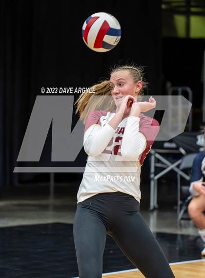 Thumbnail 2 in Cedar vs. Springville (Utah Valley Invitational) photogallery.