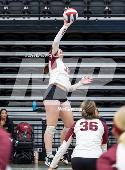 Thumbnail 3 in Cedar vs. Springville (Utah Valley Invitational) photogallery.