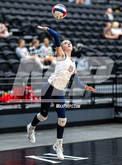 Thumbnail 2 in Cedar vs. Springville (Utah Valley Invitational) photogallery.