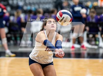 Thumbnail 3 in Cedar vs. Springville (Utah Valley Invitational) photogallery.