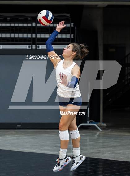Thumbnail 2 in Cedar vs. Springville (Utah Valley Invitational) photogallery.