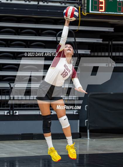 Thumbnail 1 in Cedar vs. Springville (Utah Valley Invitational) photogallery.