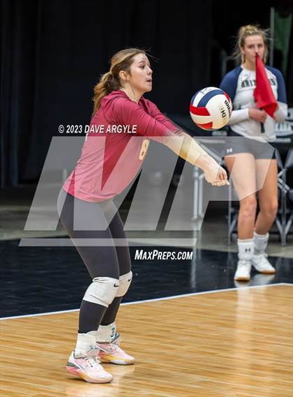 Thumbnail 3 in Cedar vs. Springville (Utah Valley Invitational) photogallery.
